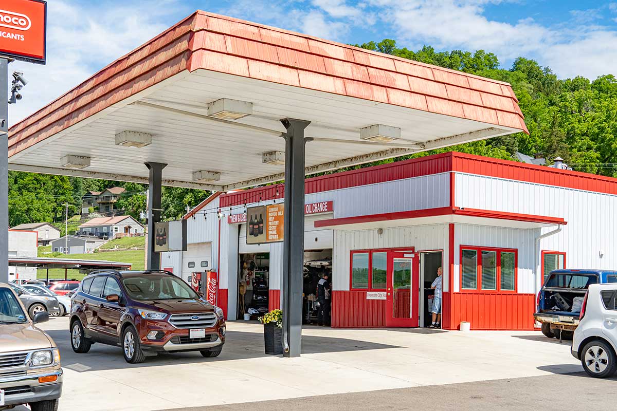 FCA Garage 1 - Fountain City Auto